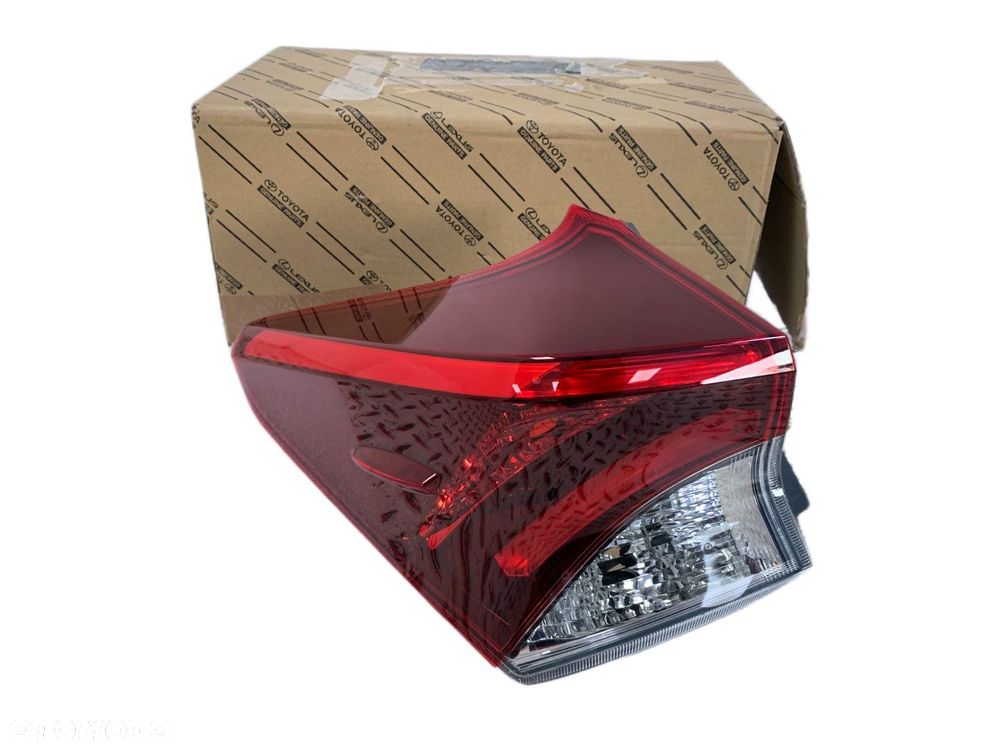 NOWA ORYGINALNA LAMPA TYLNA LEWA TOYOTA AURIS II LIFT KOMBI 15-18 81561-02A51 - 1