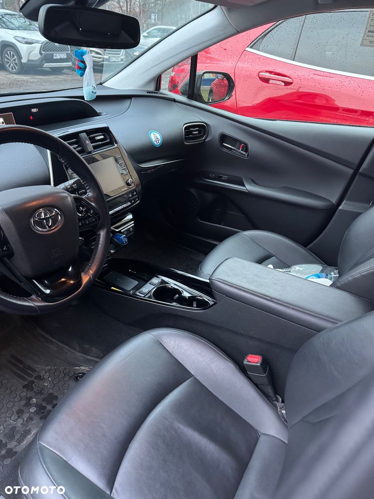 Toyota Prius 1.8 Hybrid Premium - 4