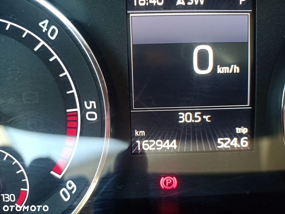 Skoda Superb 2.0 TDI 4x4 DSG Sportline - 19