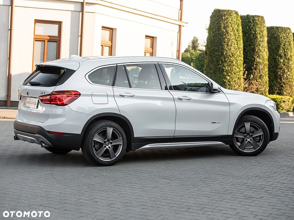 BMW X1 xDrive25d xLine - 14