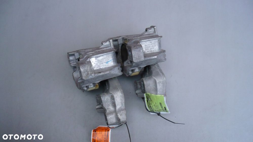 Poduszka łapa Mercedes W246 W117 W176 CLA B-Klasa - 3