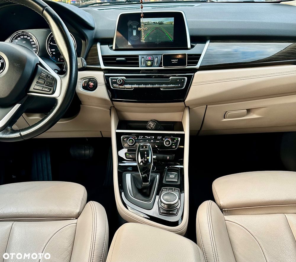 BMW Seria 2 218i Luxury Line - 18