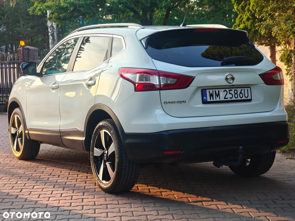 Nissan Qashqai 1.6 DIG-T N-Connecta - 18
