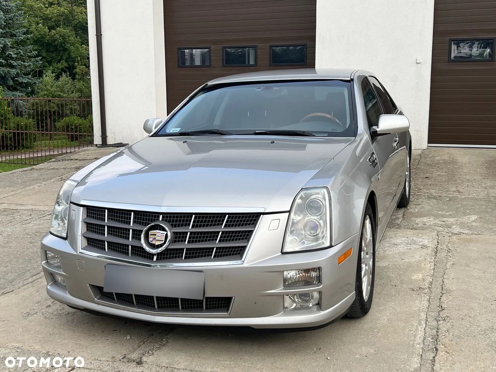 Cadillac STS - 10