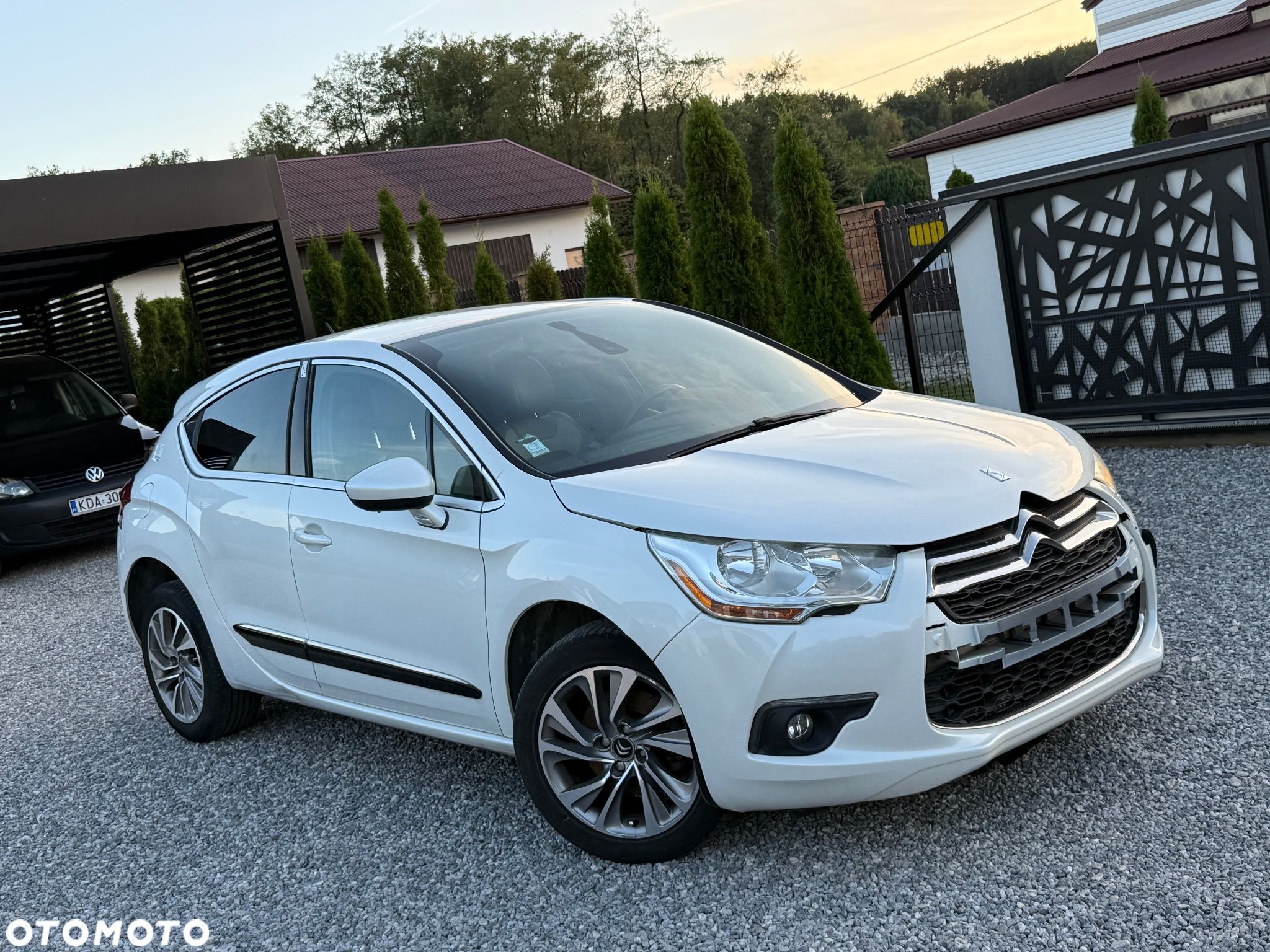 Citroën DS4 2.0 BlueHDi SoChic S&S - 1