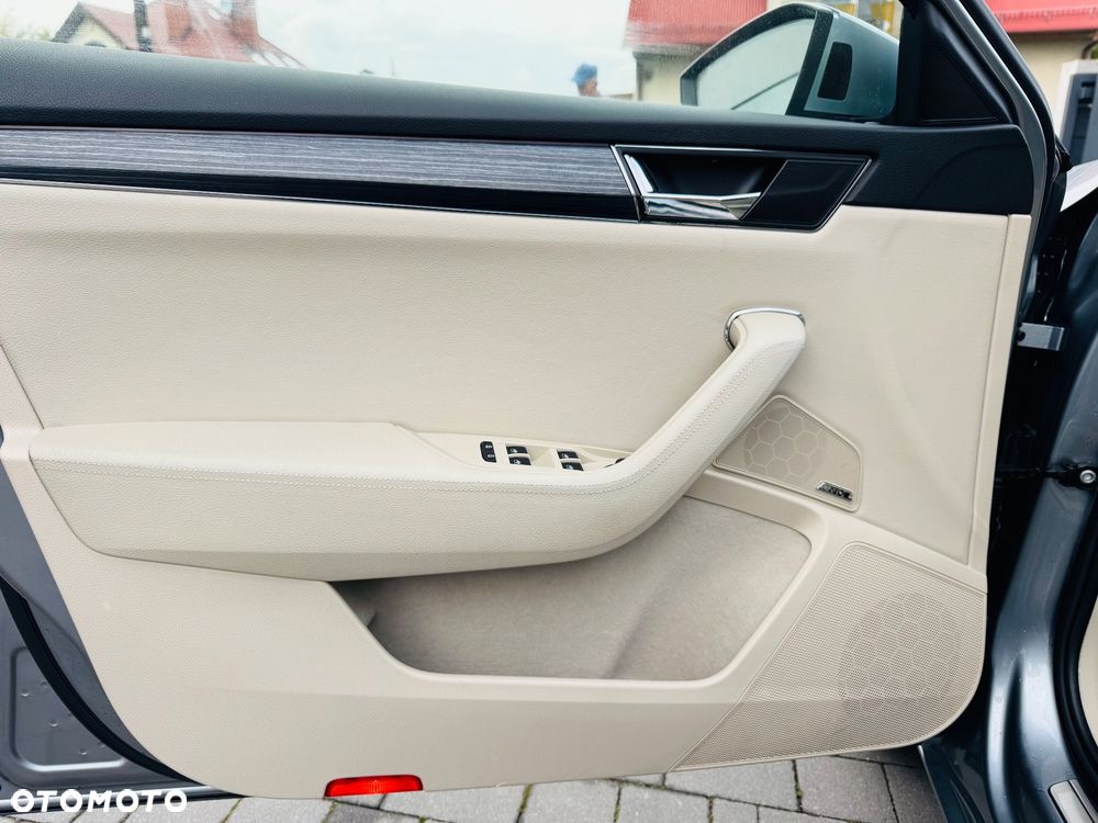 Skoda Superb 2.0 TSI Sportline DSG - 15