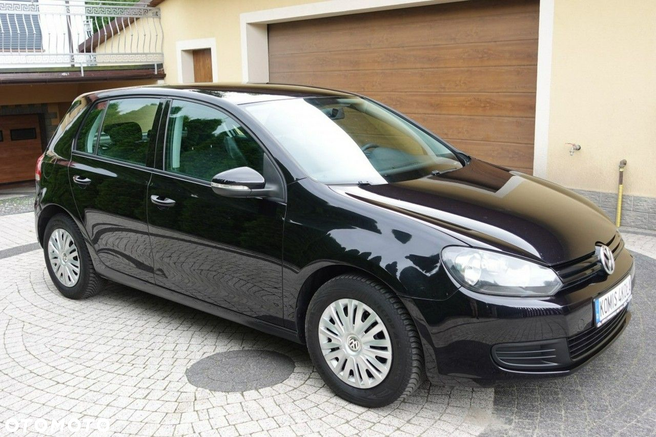 Volkswagen Golf - 2