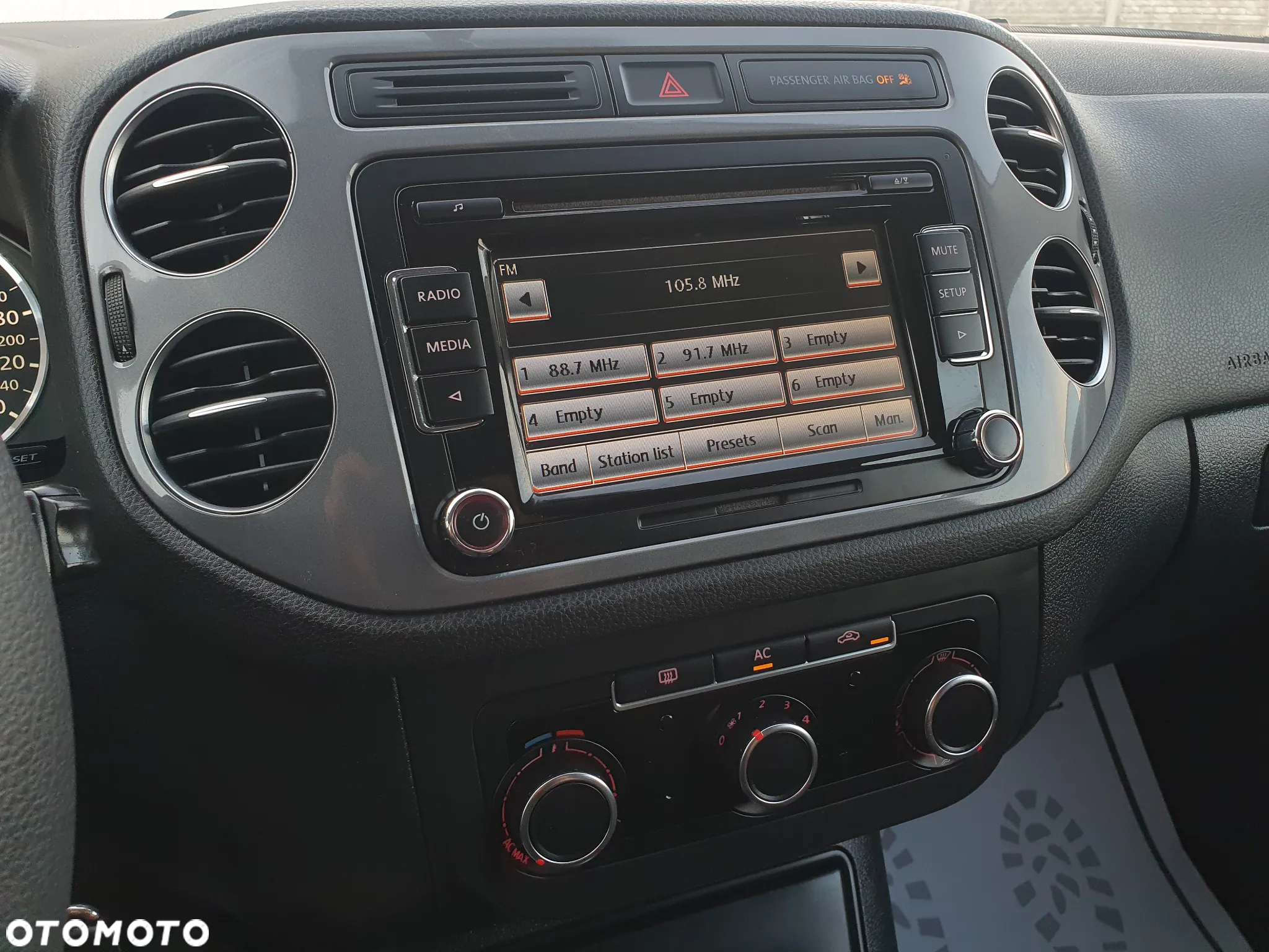 Volkswagen Tiguan - 20