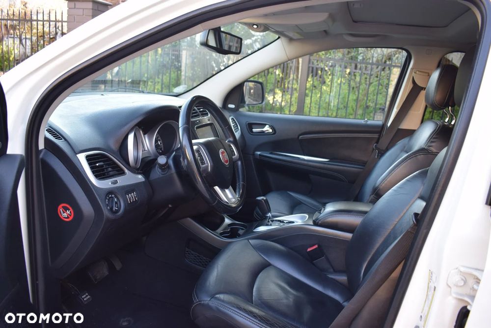 Fiat Freemont 2.0 Multijet Lounge AWD - 12