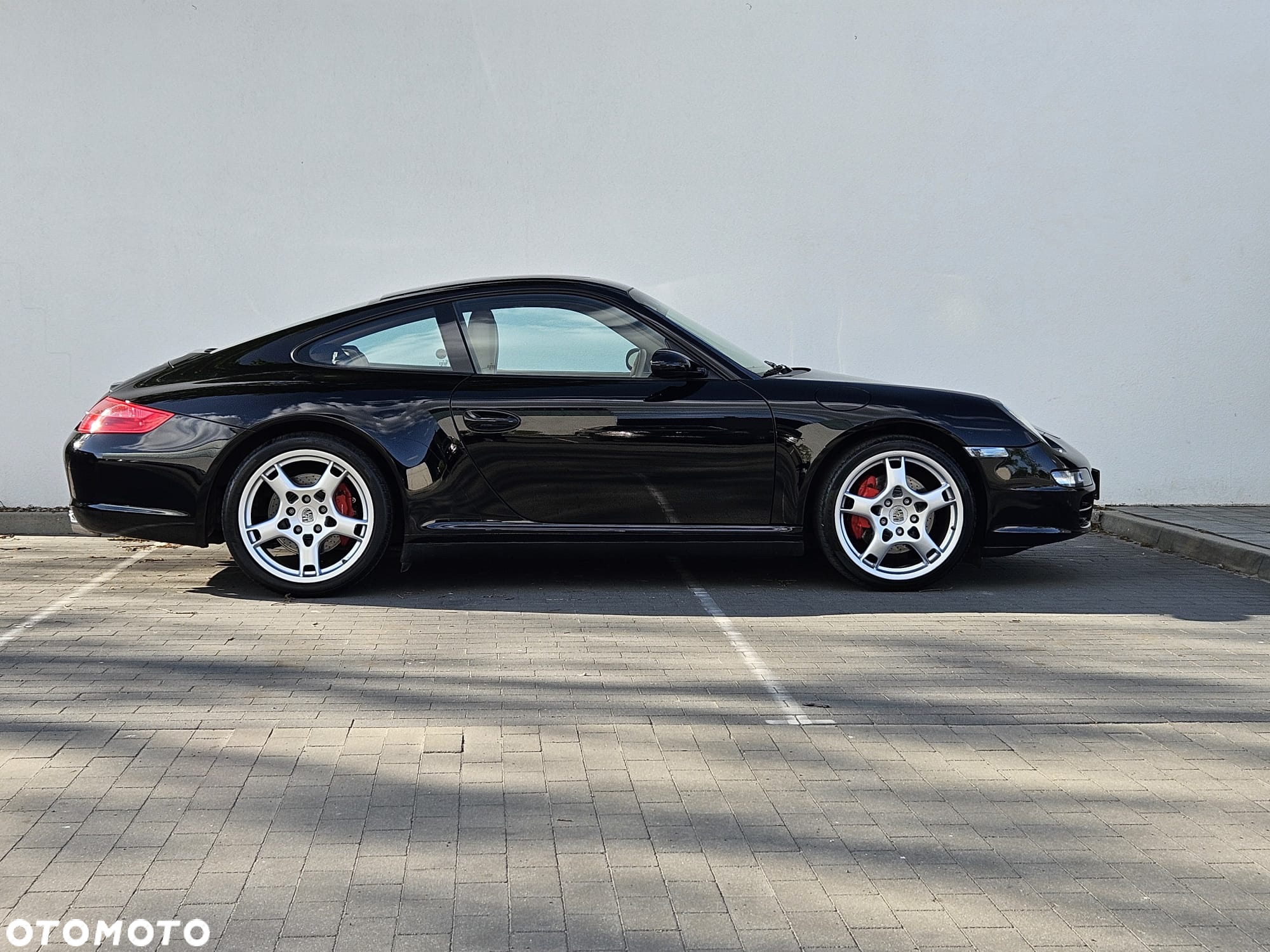 Porsche 911 Carrera 4S - 24