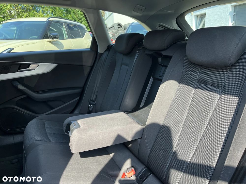 Audi A4 Avant 1.4 TFSI S tronic - 16