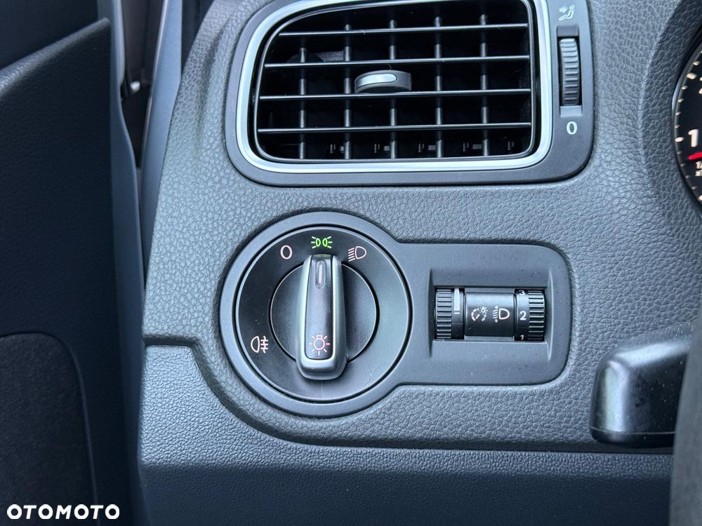 Volkswagen Polo - 17