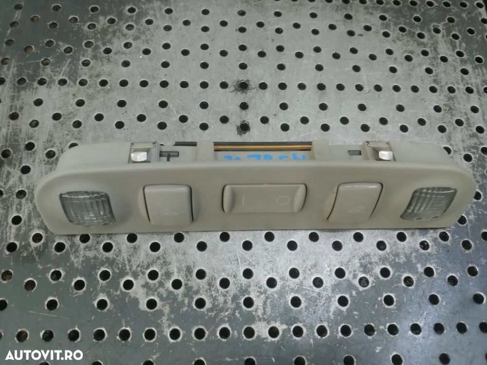 plafoniera lampa spate interior audi a3 8l  8l4947111 - 3