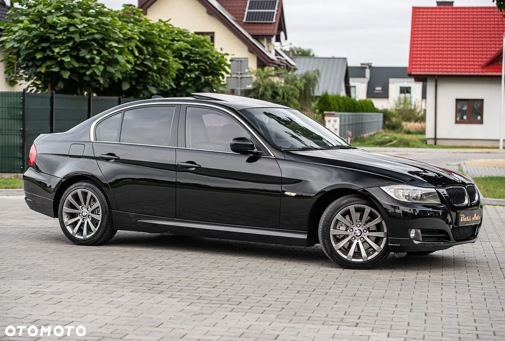 BMW Seria 3 325d DPF Touring - 3