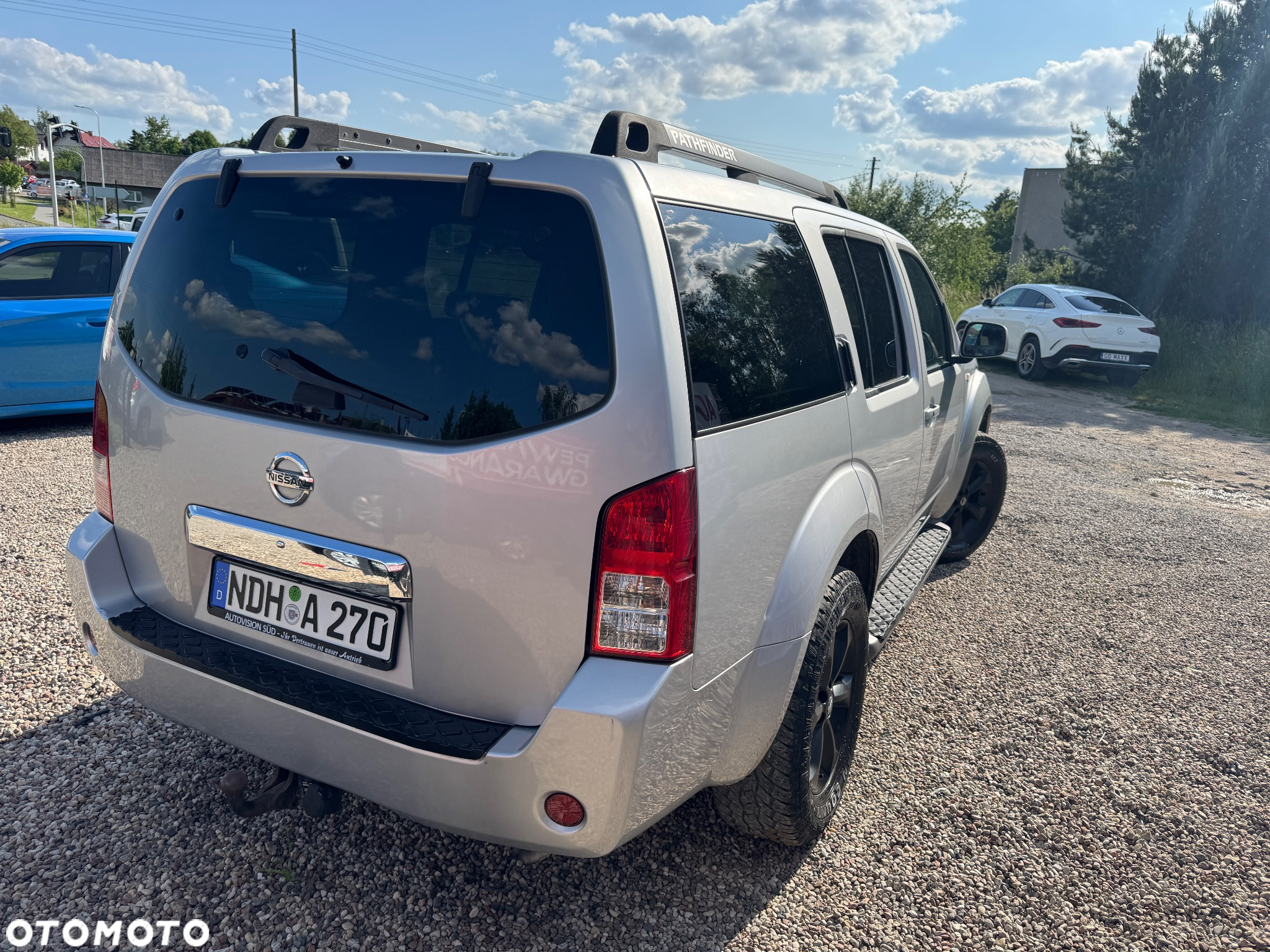 Nissan Pathfinder 2.5 dCi Elegance - 4