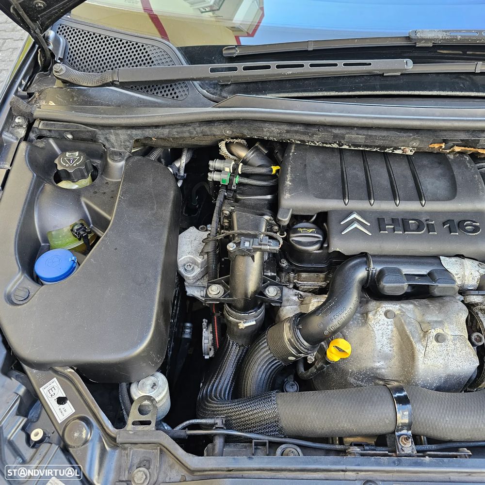 Citroën C4 Coupé 1.6 HDi 110 VTR - 31