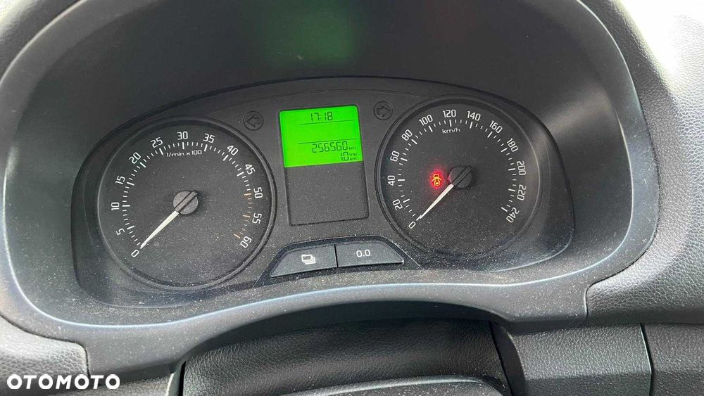Skoda Fabia - 5