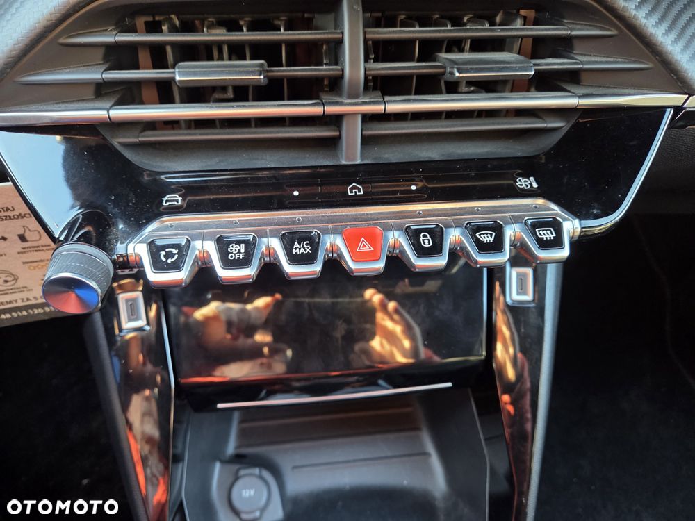 Peugeot 2008 1.2 Pure Tech GPF Allure S&S EAT6 - 14