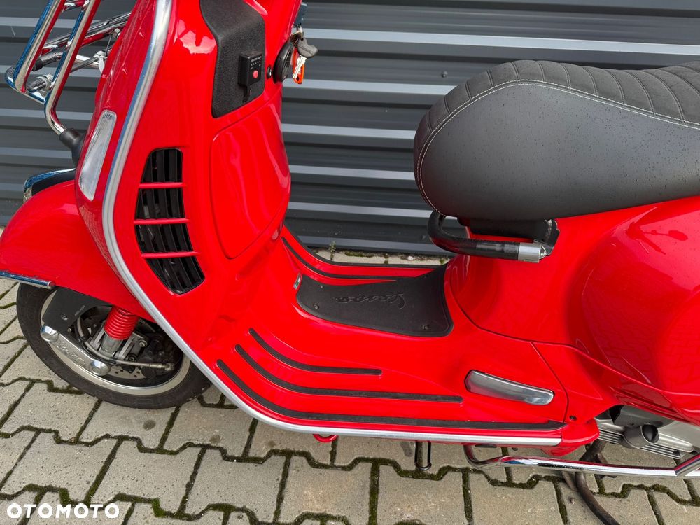 Vespa GTS - 11
