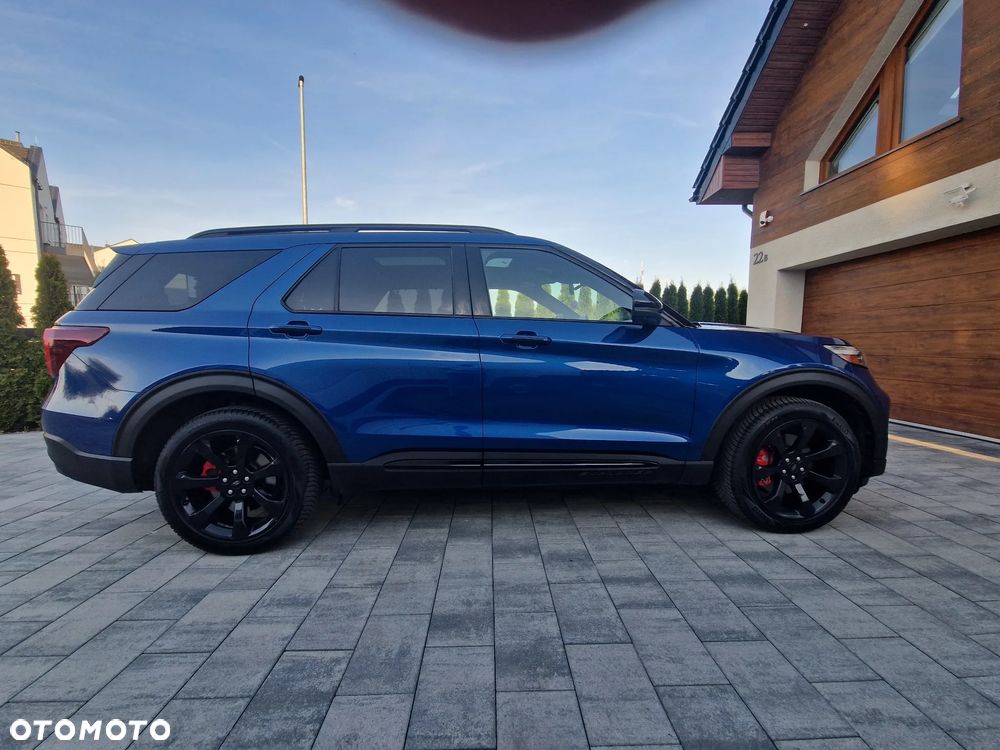 Ford Explorer EcoBoost Plug-in Hybrid ST-LINE - 6