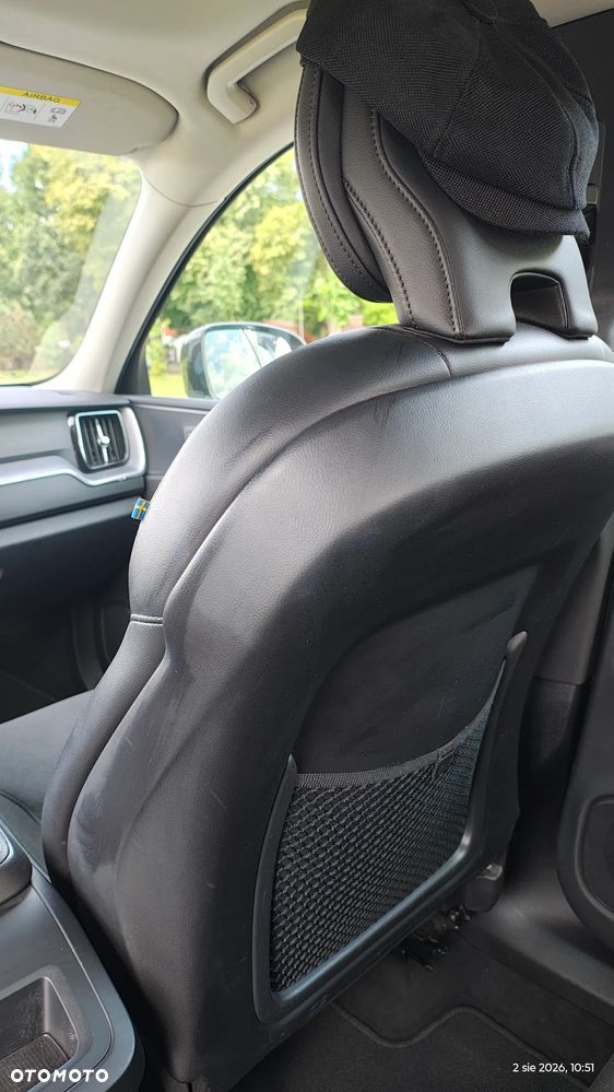 Volvo XC 60 D4 Momentum Pro - 14