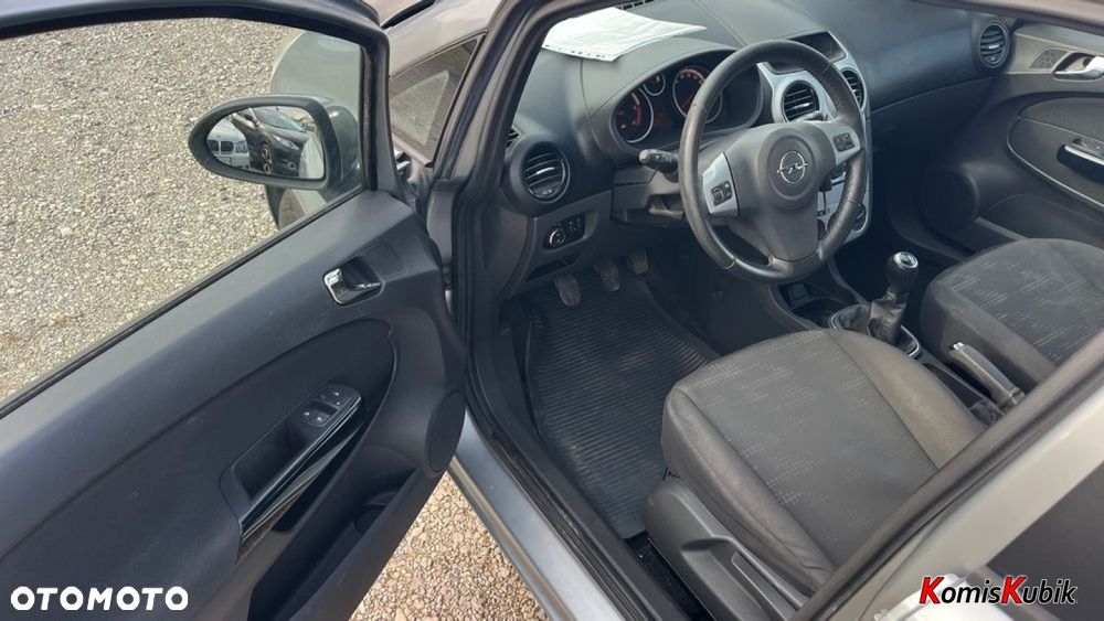 Opel Corsa - 16