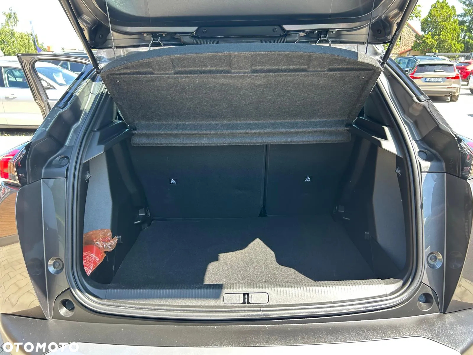Peugeot 2008 PureTech 130 Stop&Start EAT6 Signature - 20