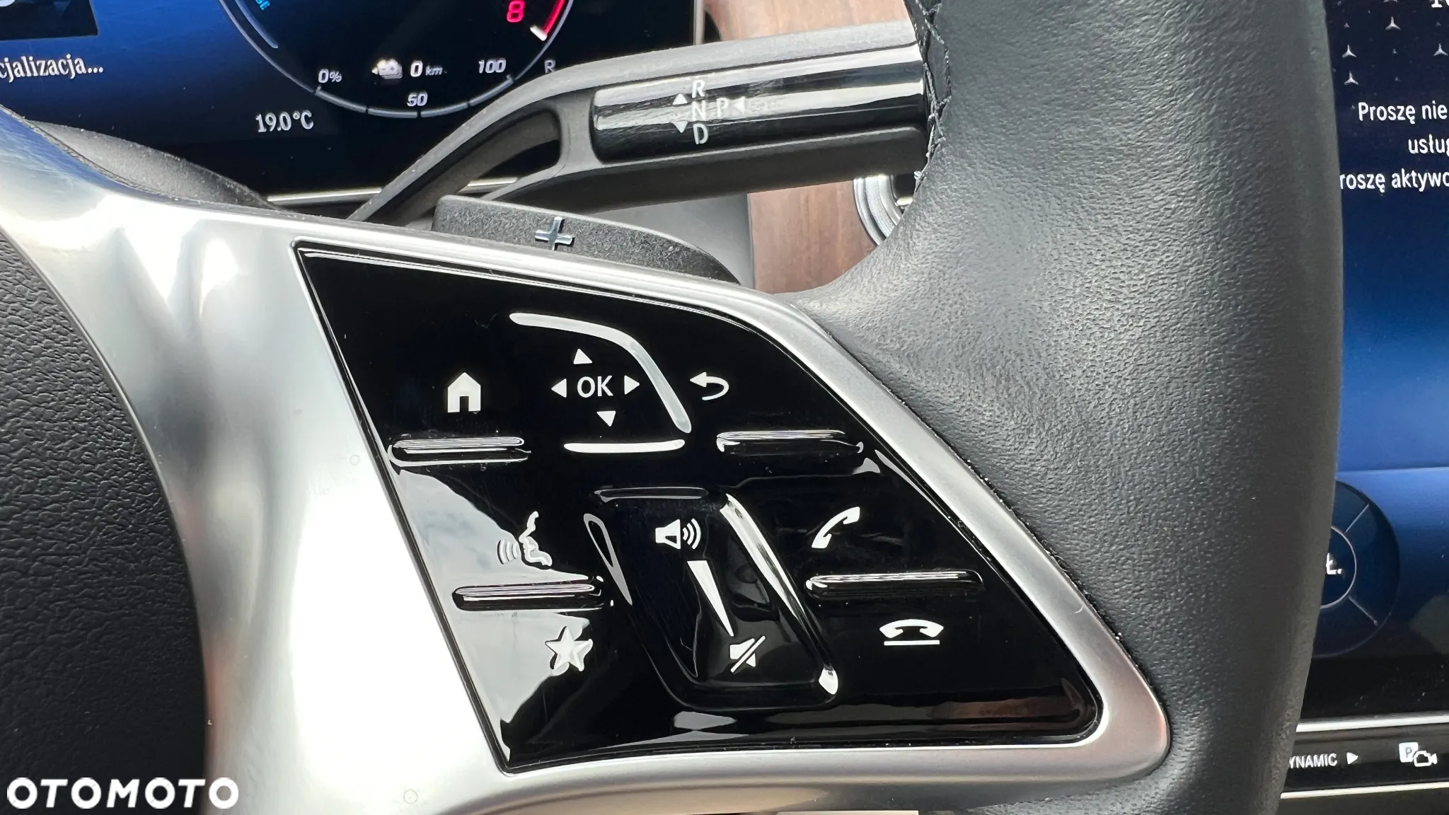 Mercedes-Benz GLC 300 e 4-Matic Avantgarde - 19