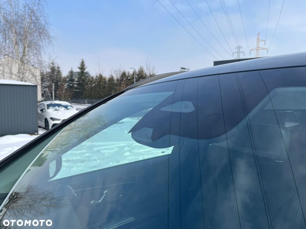 Mercedes-Benz GLC 300 e PHEV 4-Matic AMG Line - 30