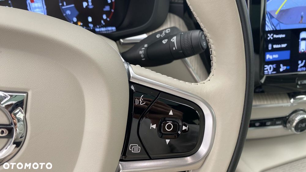 Volvo XC 60 B4 D AWD Inscription - 23