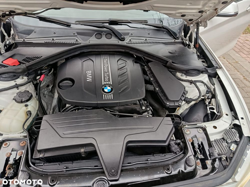 BMW Seria 2 220d Sport Line - 18