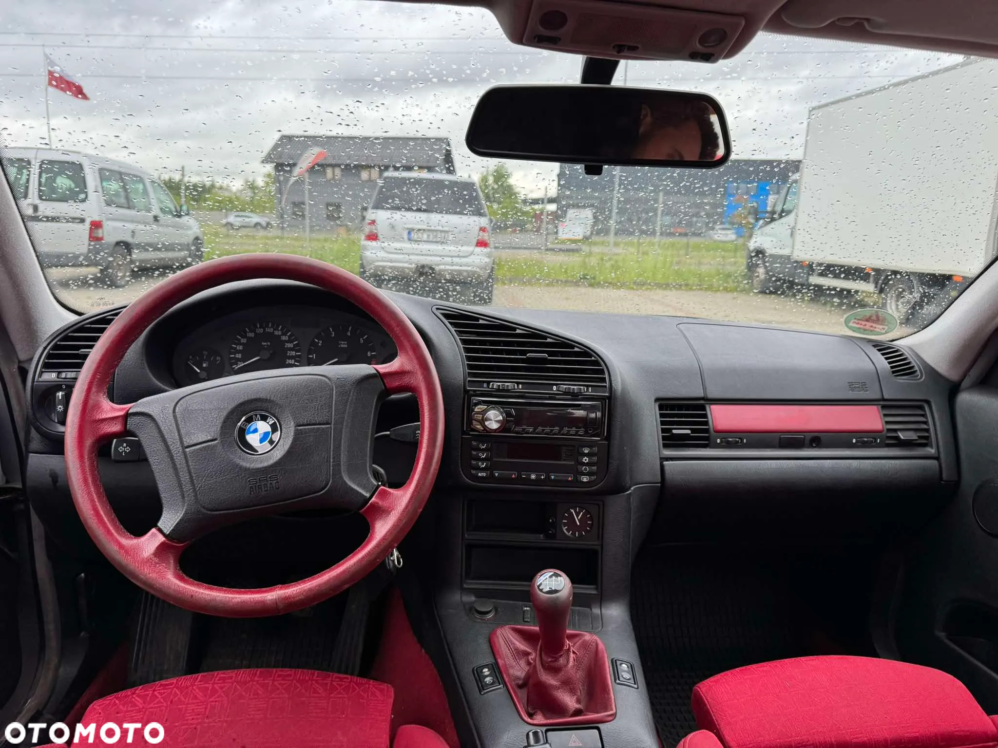 BMW Seria 3 - 12