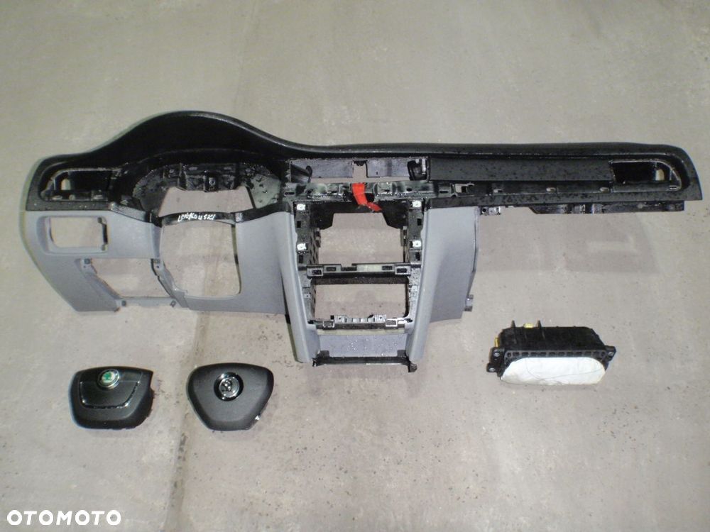 skoda superb 2 ii szara deska konsola poduszki - 4