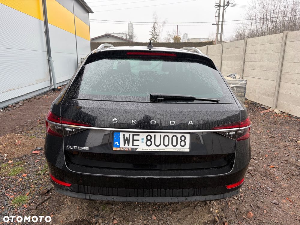 Skoda Superb 2.0 TDI SCR Style DSG - 8