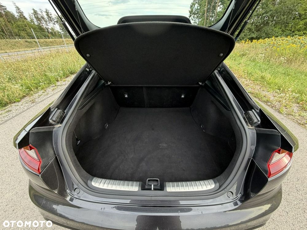 Kia Stinger - 15