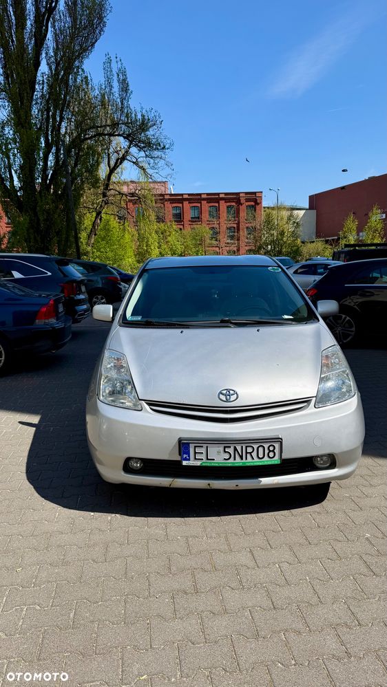 Toyota Prius 1.5 VVT-i Sol - 5