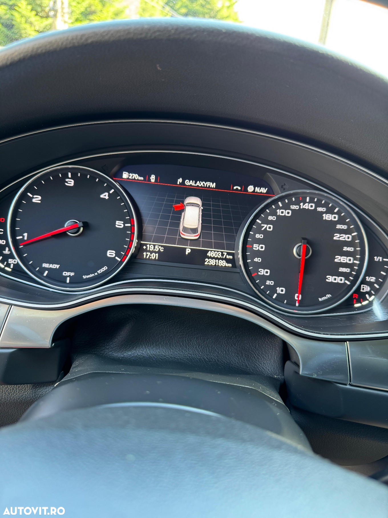 Audi A6 Avant 2.0 TDI Ultra S tronic - 9