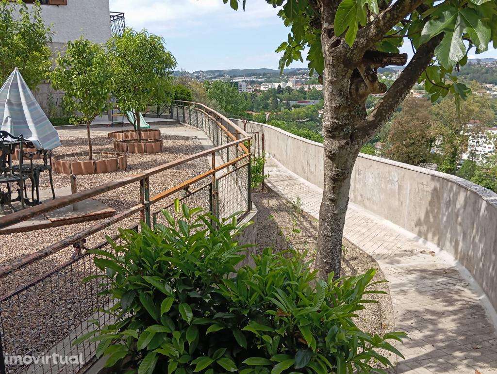 Fantástica moradia independente, familiar em Amarante - Grande imagem: 4/14