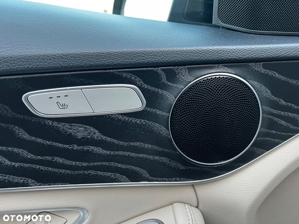 Mercedes-Benz Klasa C 200 4MATIC 9G-TRONIC - 19