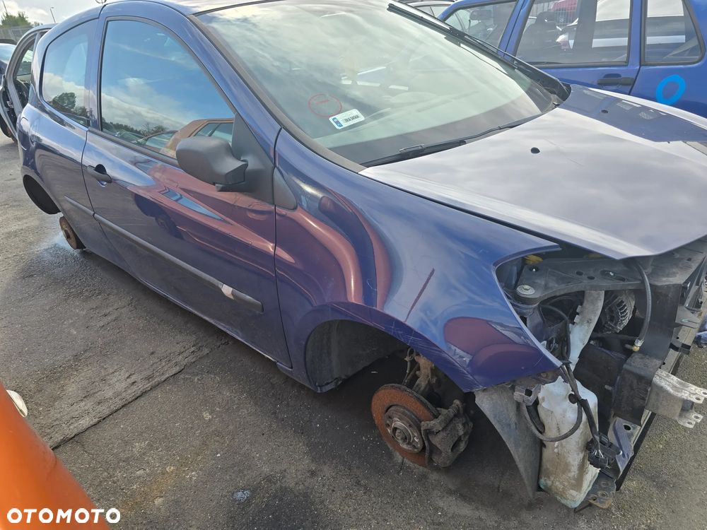 A076 / RENAULT CLIO III / NA CZĘŚCI - 2