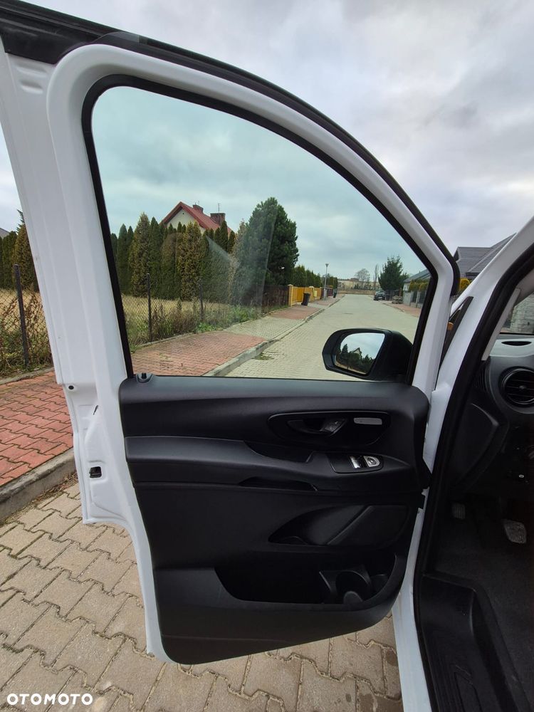 Mercedes-Benz Vito 2,2CDI ExtraLong 6osób Brygadówka Super stan - 8