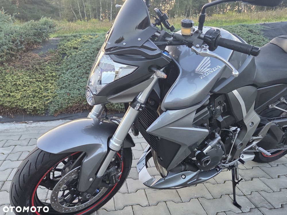 Honda CB - 22