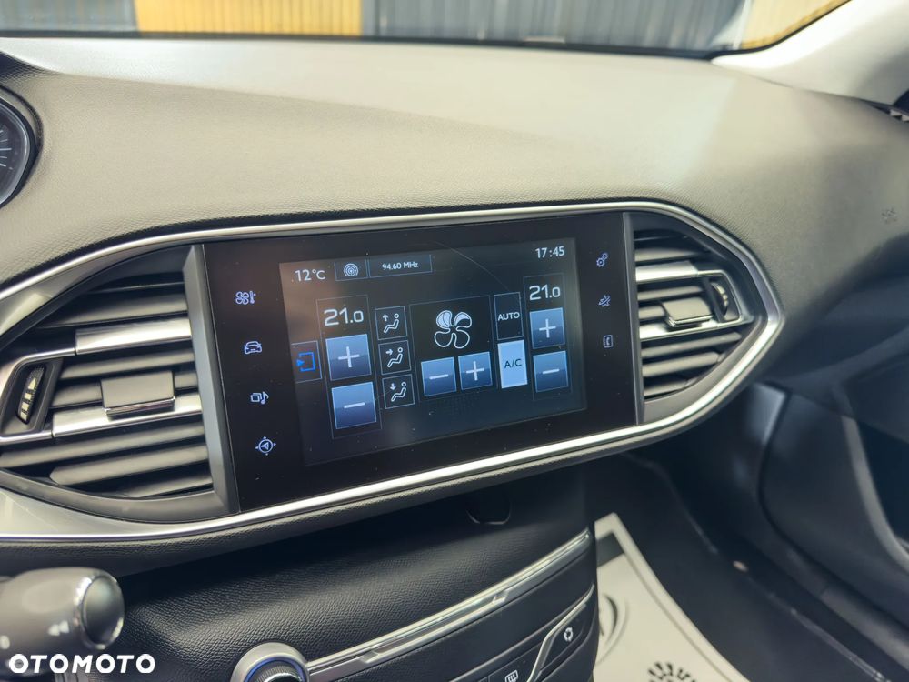 Peugeot 308 1.2 PureTech GPF GT S&S EAT8 - 25