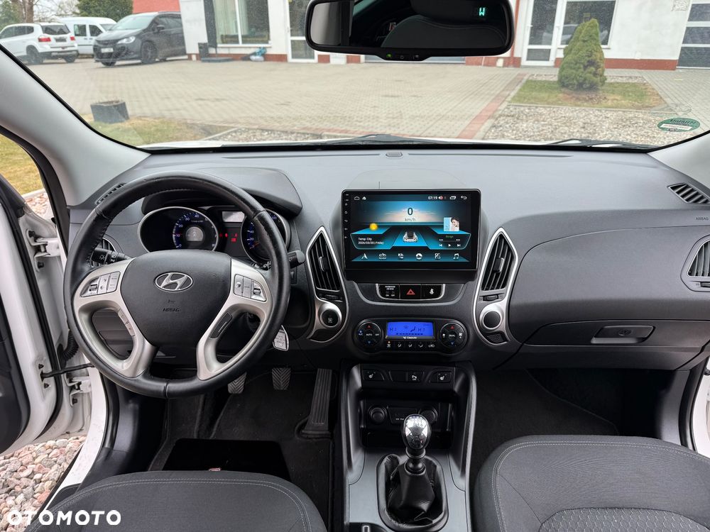Hyundai ix35 - 16