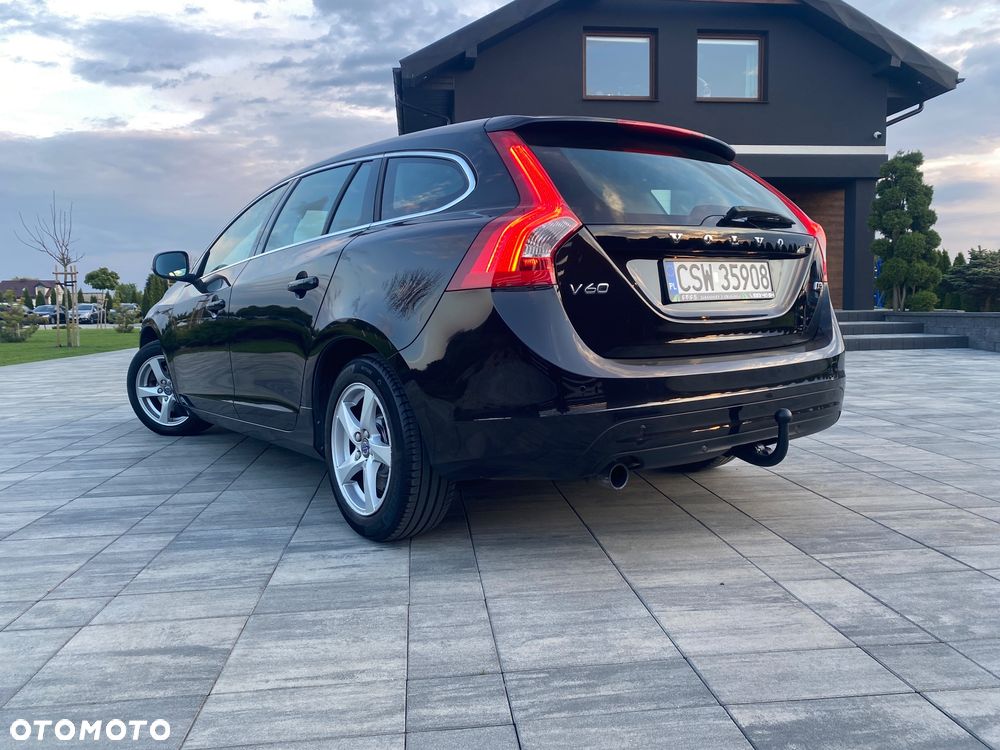 Volvo V60 D3 Drive-E Summum - 38