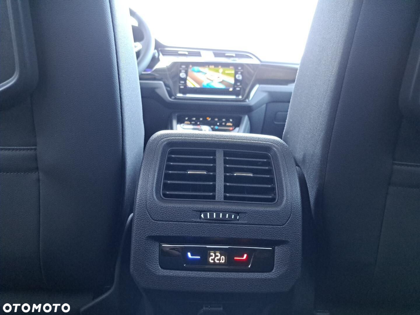 Volkswagen Touran 1.5 TSI EVO Comfortline Plus DSG - 28