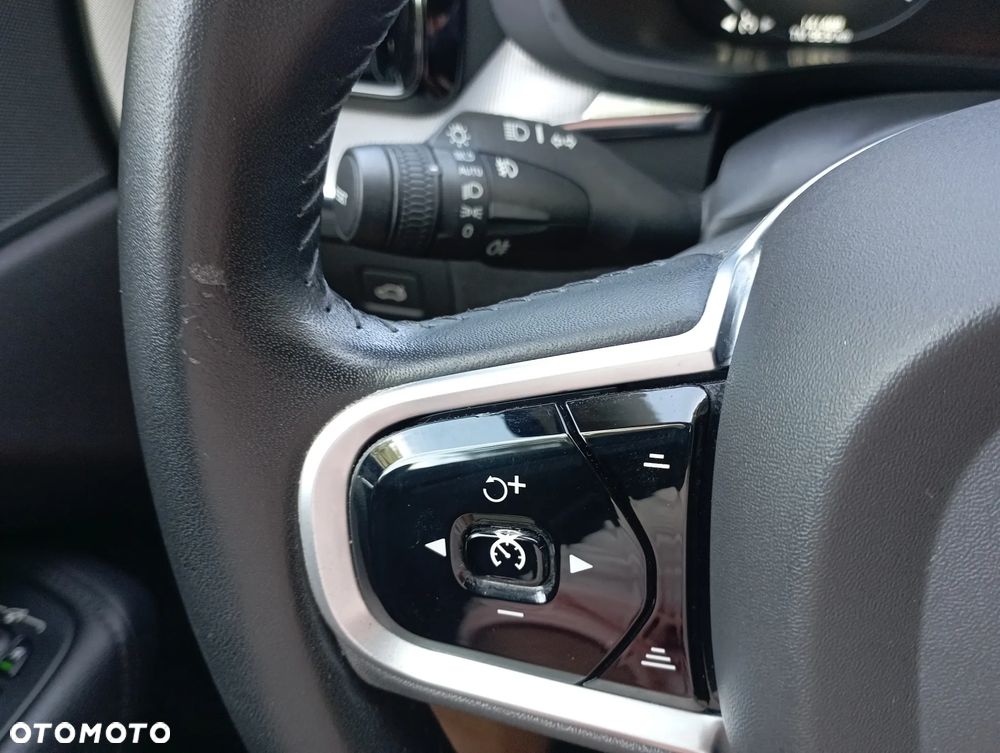 Volvo XC 60 T5 GPF Inscription - 16
