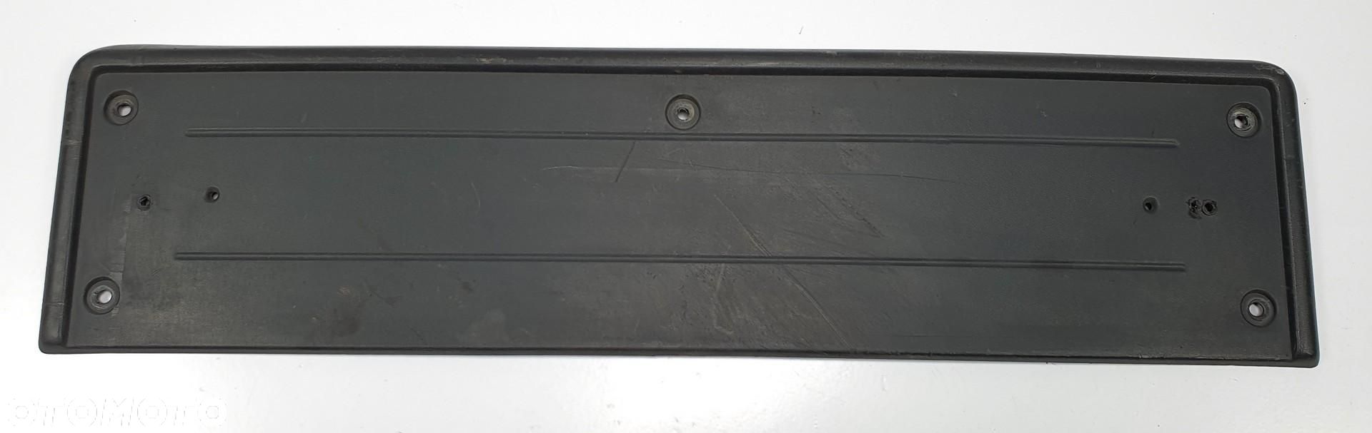 LISTWA POD TABLICĘ REJESTRACYJNĄ RANGE ROVER III L322 500090 - 1