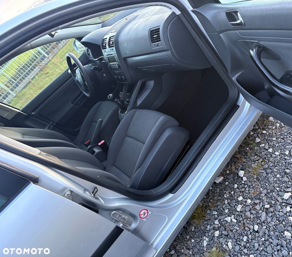 Volkswagen Golf - 18