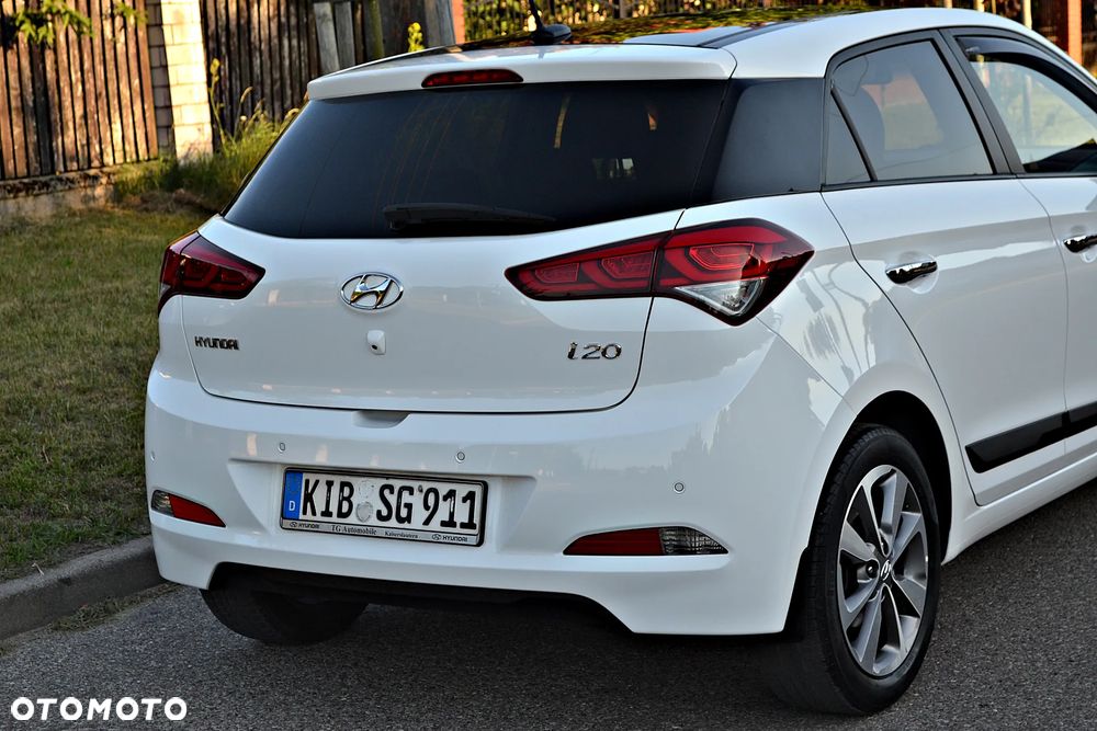 Hyundai i20 1.2 YES Gold - 17